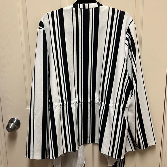 Maree Pour Toi light Jacket and Pant Set - Picture 2 of 9